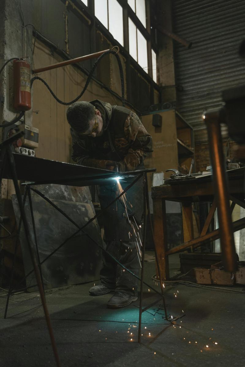MIG welding-fa6186a20133435482c0484c72f0f450.jpg MIG welding