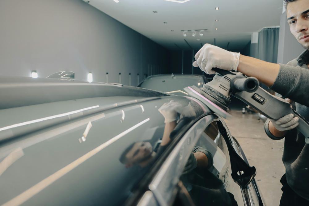 car polishing